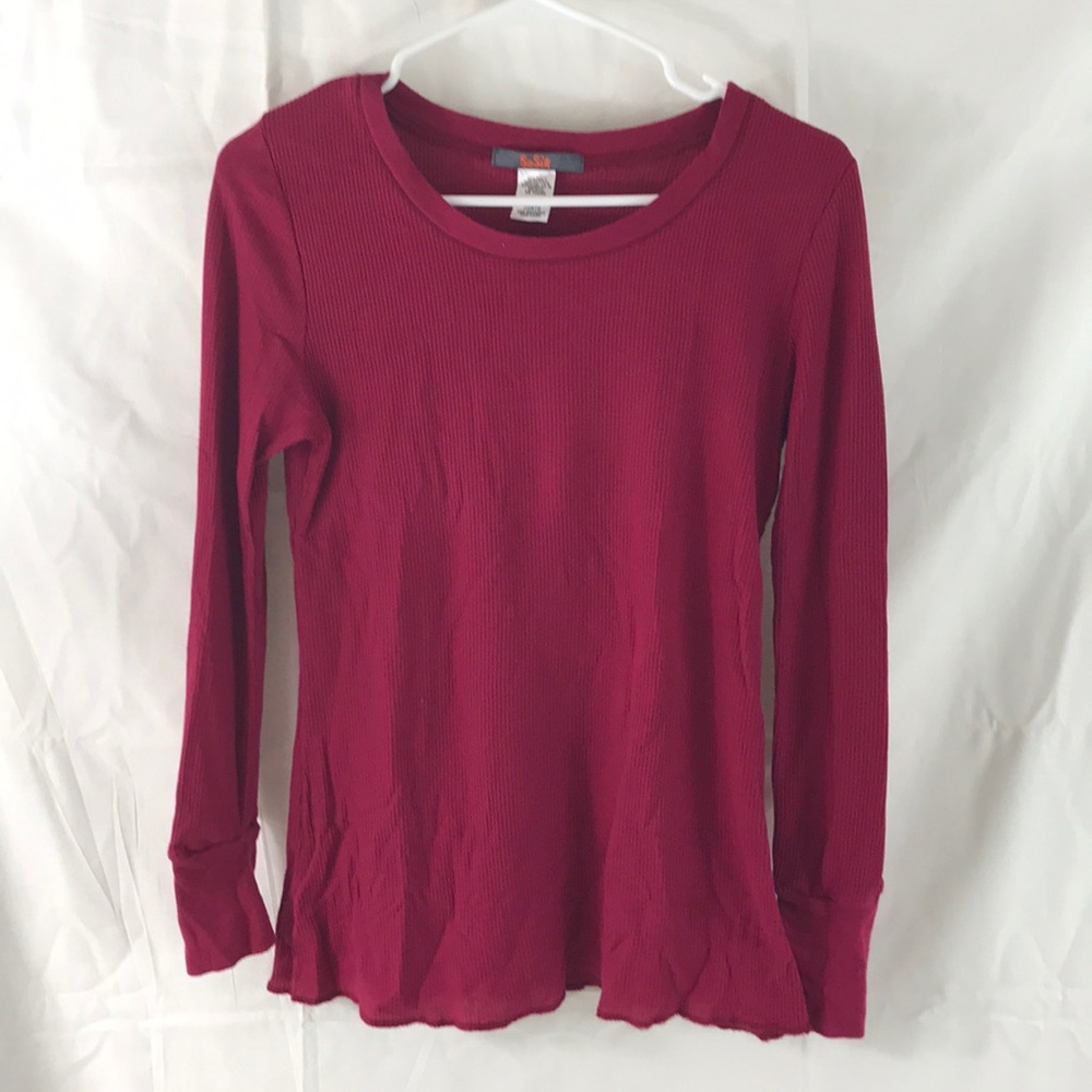 Juniors maroon thermal tee